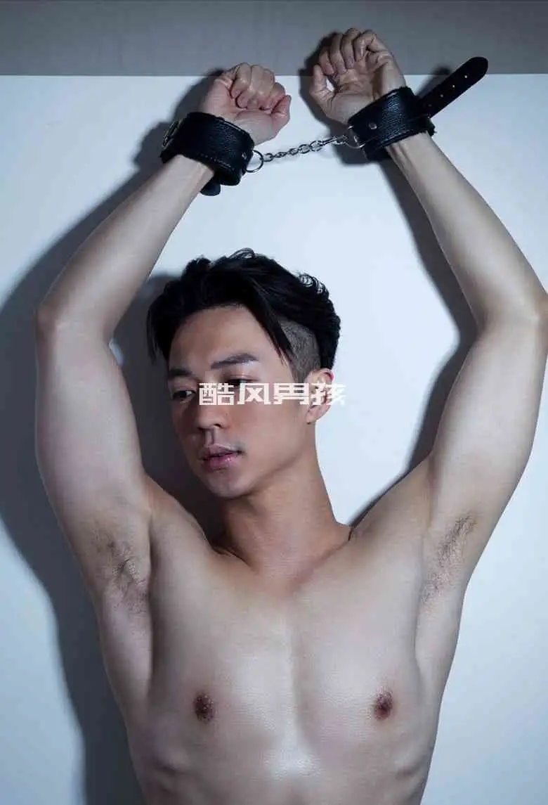 HIM NO.05 西装的束缚与领带的规则-JUSTIN | 写真