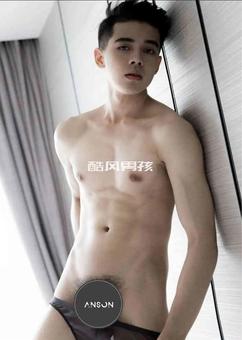 ROCKET NO.04 APP | 泰国写真日志阳光下的肌肉型男