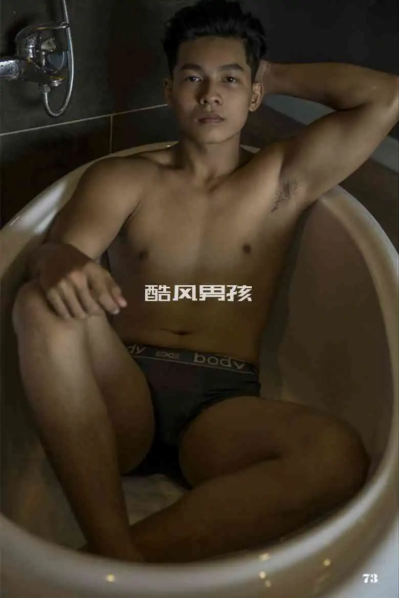 越南写真BAO NGUYEN 兄弟情深，肌肉型男写真特辑