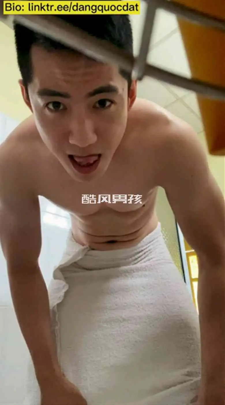 JERKING OFF SOLO 03-DANG QUOC DAT | 视频