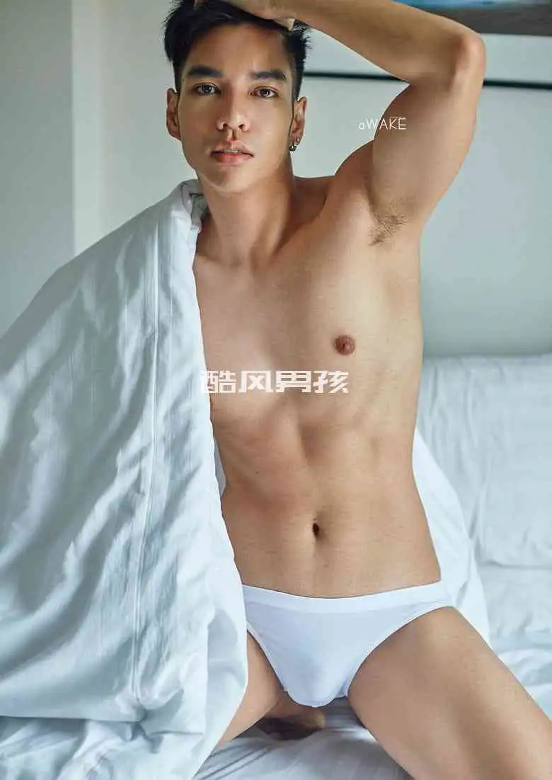 AWAKE MAGAZINE NO.11 MO |写真特辑型男魅力，尽显青春