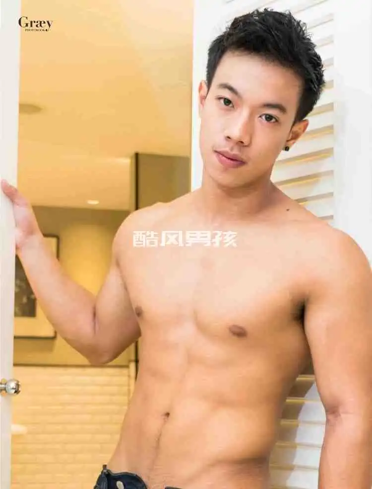 戈斯写真集魅力男模的性感写真