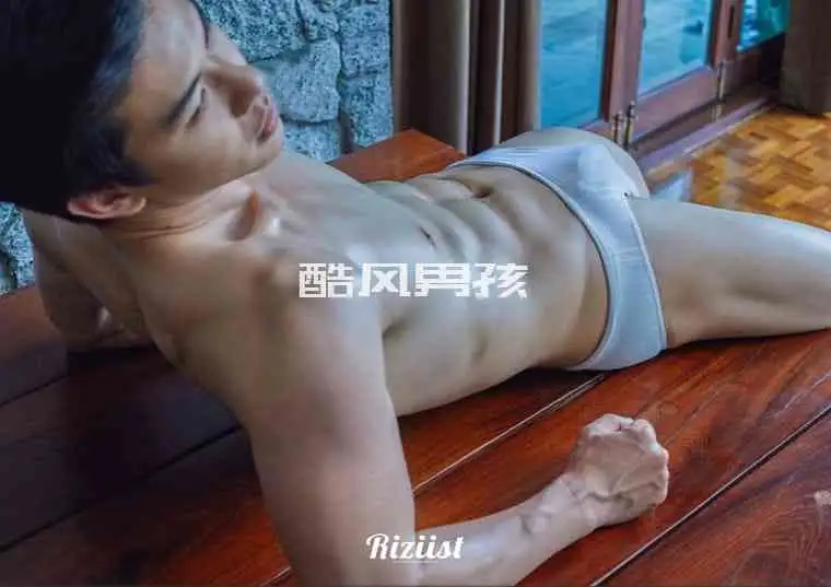 RIZIIST MAGAZINE NO.05 MEW | 写真