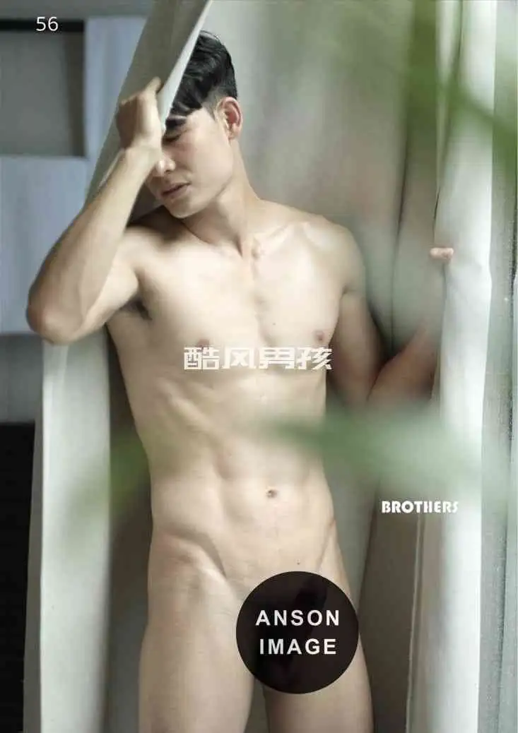 BROTHERS NO.31性感男人在房内的欲望迸发