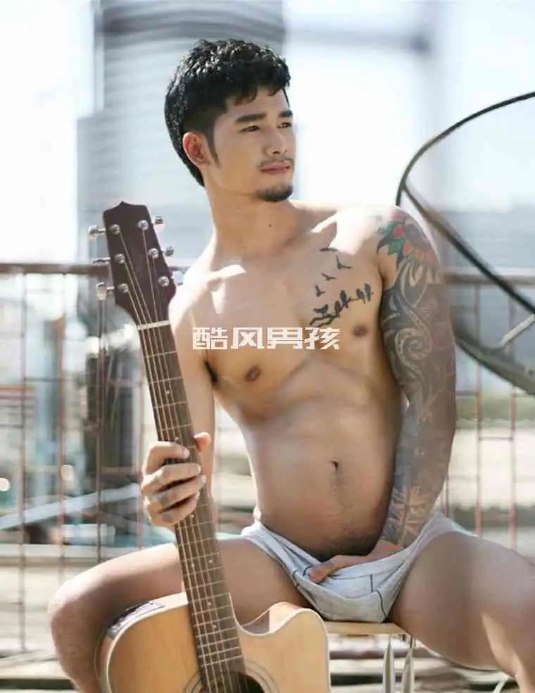 MAN OMG NO.04Chai Charlee 的非全见写真