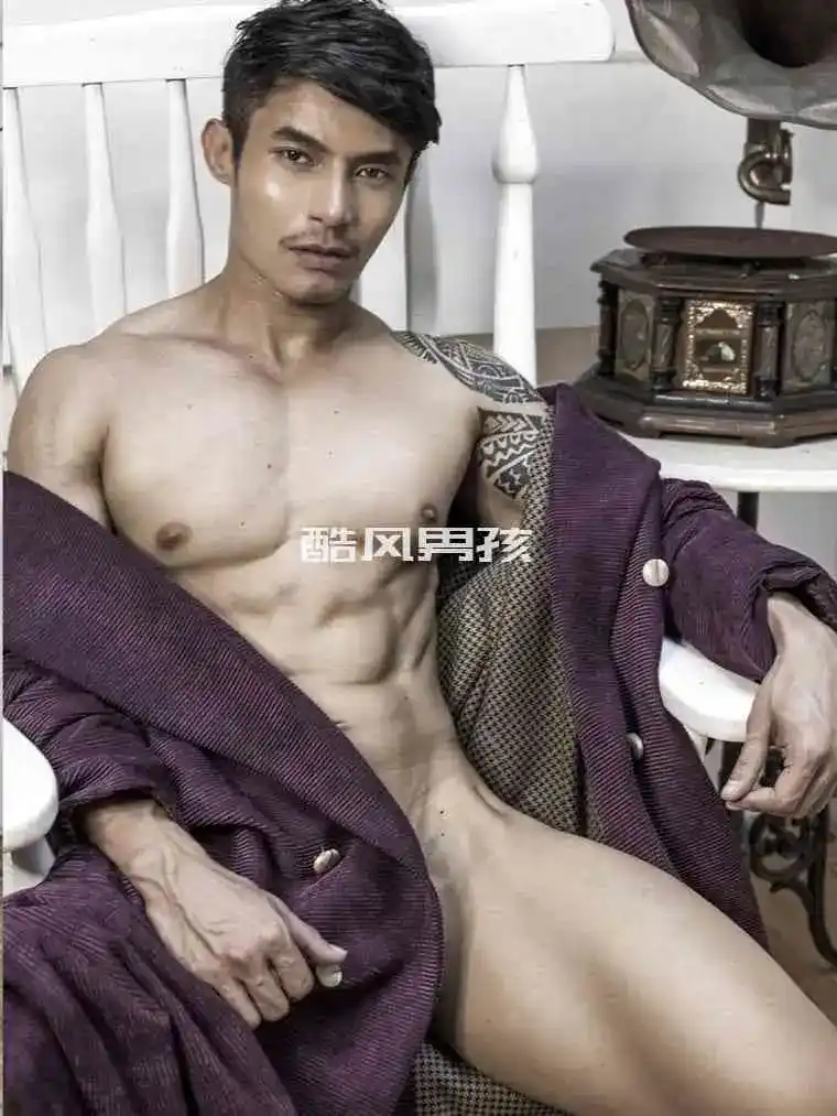 HiMM NO.04 Warutpan Tanayuwat —— 型男写真特辑