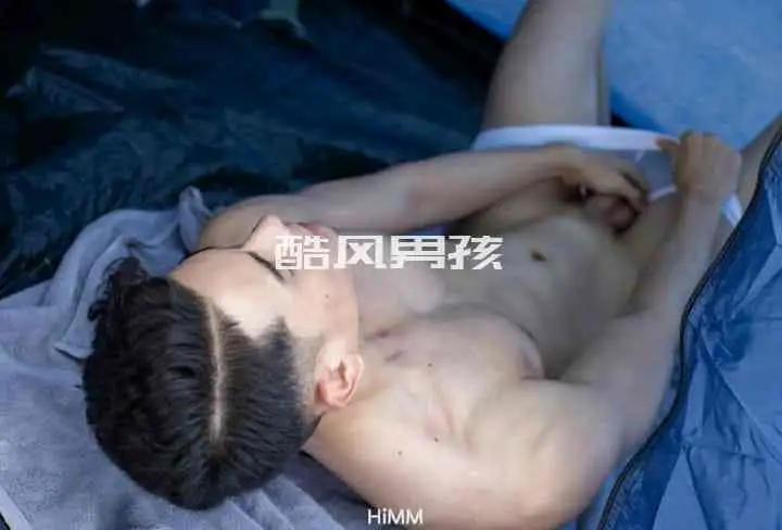 肌肉猛男写真杂志——HiMM NO.12 CHRIS