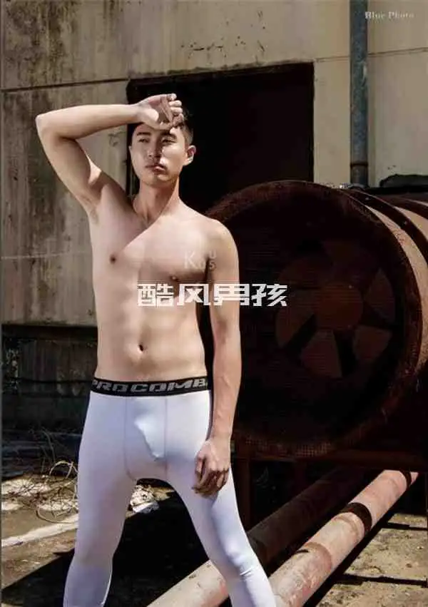 害羞率真的大男孩东禹写真集