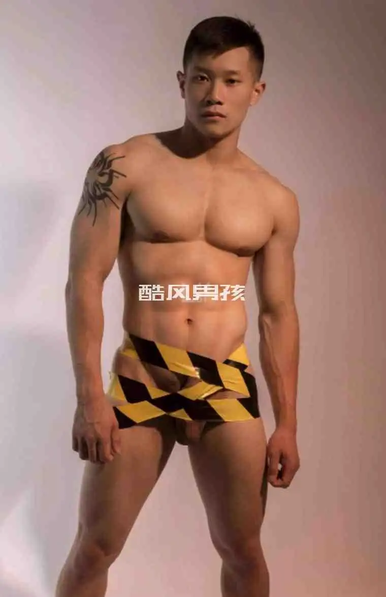 TIGER写真特辑性感大炮肌肉猛男秀