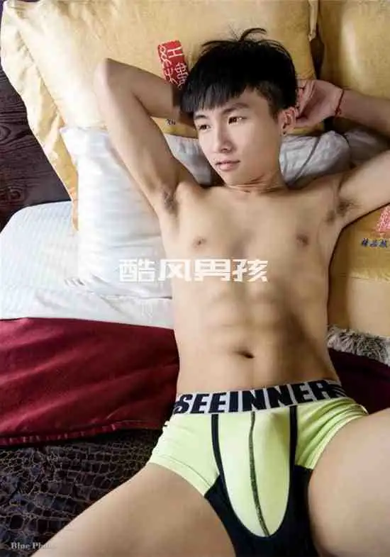 邻家男孩杰德的写真写真集