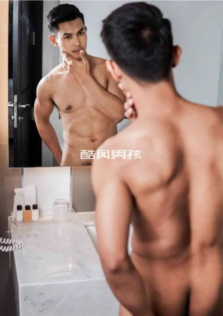 锐利型男写真集——Mon Komol