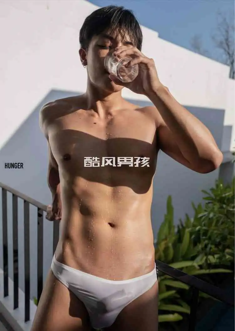 HUNGER HOMME NO.10 鲜肉处男初体验——卡恩