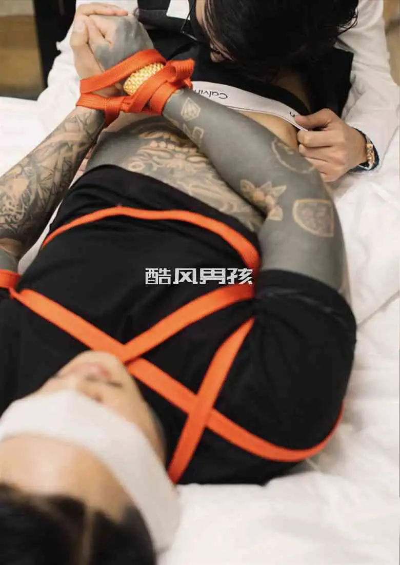 OCH MAGAZINE NO.06 ARREST-MR. DOLLAR | 全见版+视频