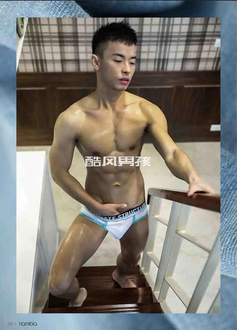 纳米比亚绿洲健身男神文森特的写真与视频之旅