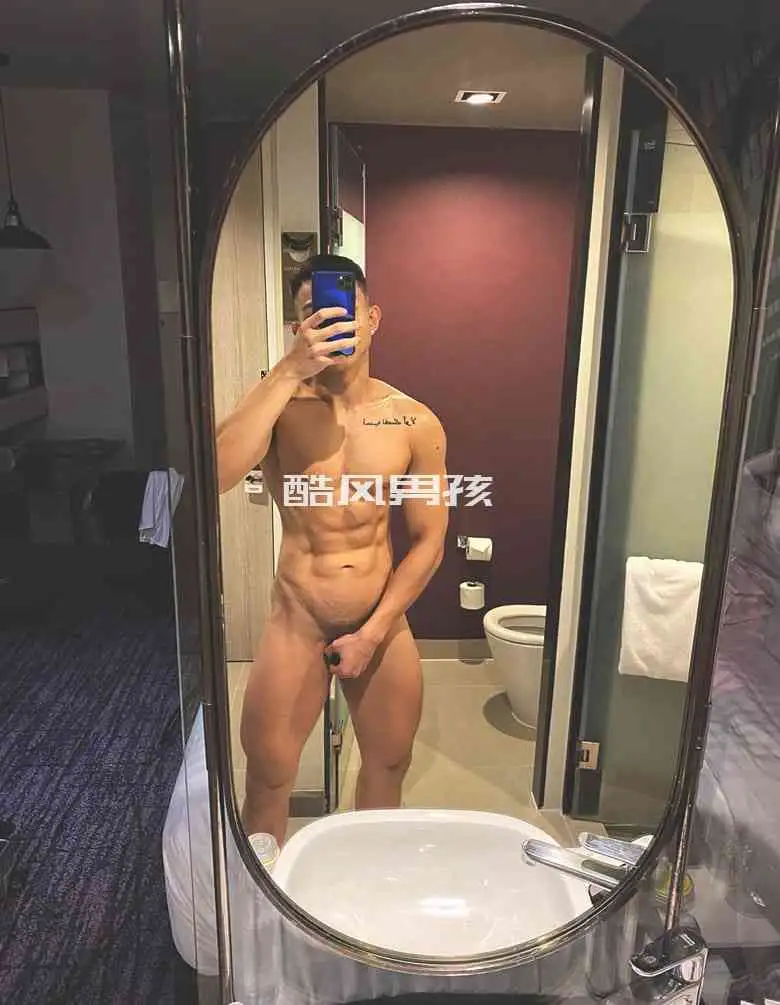 越南男模Trieu Vinh Kien写真大放送