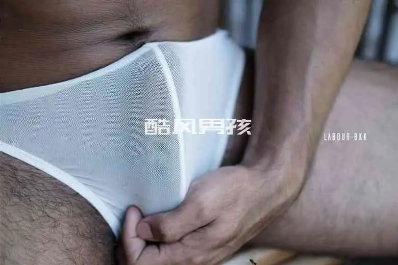 LABOUR-BKK NO.17 性感肌肉男-FLOOK | 写真+视频