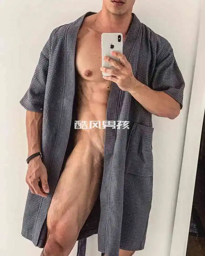 越南摄影师阮氏海写真系列——《对焦男性之美》