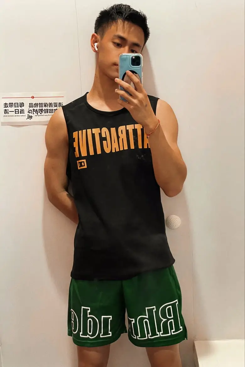 抖音鲜肉JAYDEN YIU写真视频合集型男写真，养眼视频